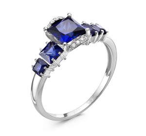 Кольцо из белого золота с сапфиром