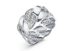 Кольцо из белого золота с бриллиантом