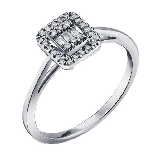 Кольцо из белого золота с бриллиантом