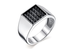 Серебряное кольцо с бриллиантом