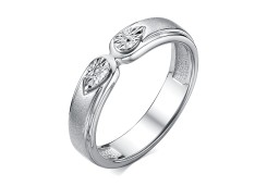 Серебряное кольцо с бриллиантом