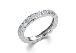 Серебряное кольцо с фианитом