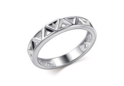 Серебряное кольцо с бриллиантом