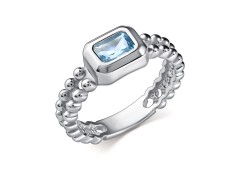 Серебряное кольцо с топазом