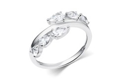 Серебряное кольцо с фианитом