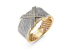 Кольцо из желтого золота с бриллиантом