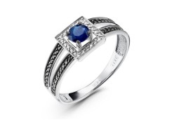 Кольцо из белого золота с сапфиром