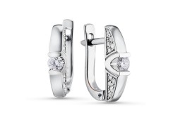 Серьги из белого золота с бриллиантом