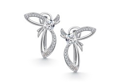 Серебряные cерьги классические с фианитом