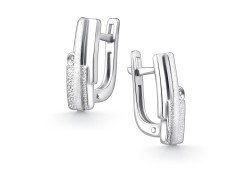 Серебряные cерьги классические с бриллиантом