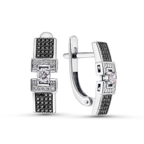 Серьги классические из белого золота с бриллиантом