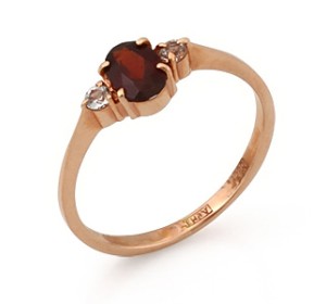 Кольцо из желтого золота с гранатом