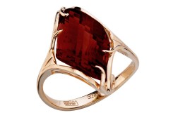 Золотое кольцо с гранатом