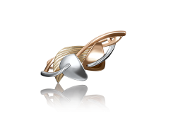 Брошь из золота 