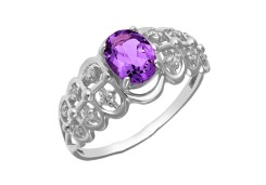 Серебряное кольцо с корундом