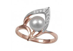 Золотое кольцо с жемчугом