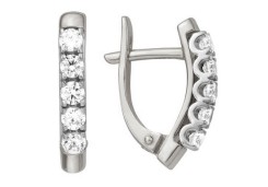 Серьги из белого золота с бриллиантом