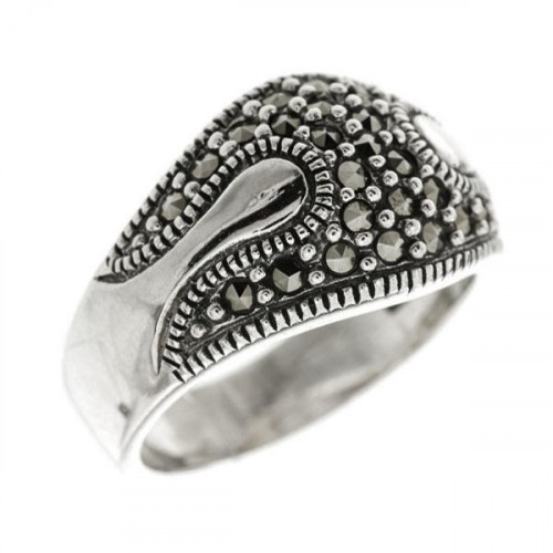 Серебряное кольцо с марказитом