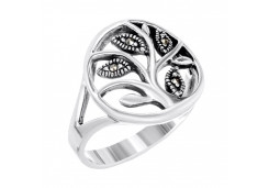 Серебряное кольцо с марказитом