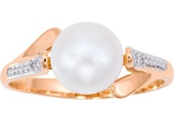 Золотое кольцо с жемчугом