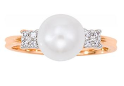 Золотое кольцо с жемчугом