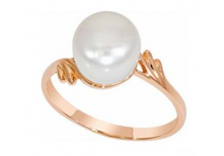 Золотое кольцо с жемчугом