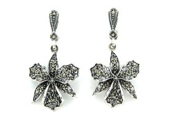 Серебряные cерьги висячие с марказитом