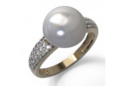 Золотое кольцо с жемчугом