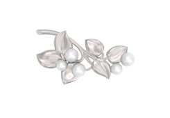 Брошь из серебра с жемчугом