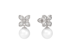 Серебряные cерьги пусеты (гвоздики) с жемчугом