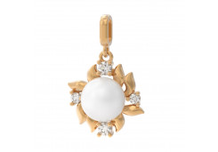 Золотая подвеска с жемчугом