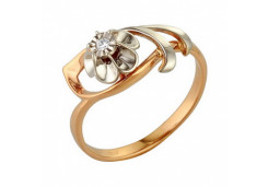 Золотое кольцо с бриллиантом