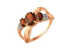 Золотое кольцо с гранатом