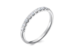 Кольцо из белого золота с бриллиантом