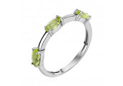 Серебряное кольцо с хризолитом