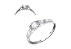 Серебряное кольцо с фианитом