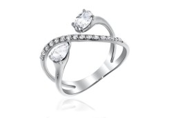 Серебряное кольцо с фианитом