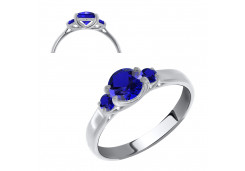 Серебряное кольцо с кристаллом