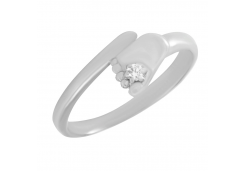 Серебряное кольцо с фианитом