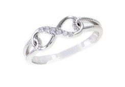 Серебряное кольцо с фианитом