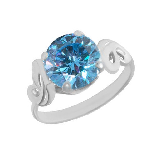 Серебряное кольцо с фианитом