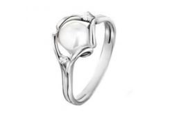 Серебряное кольцо с жемчугом