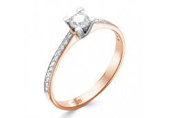 Золотое кольцо с бриллиантом