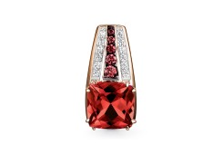 Золотая подвеска с гранатом