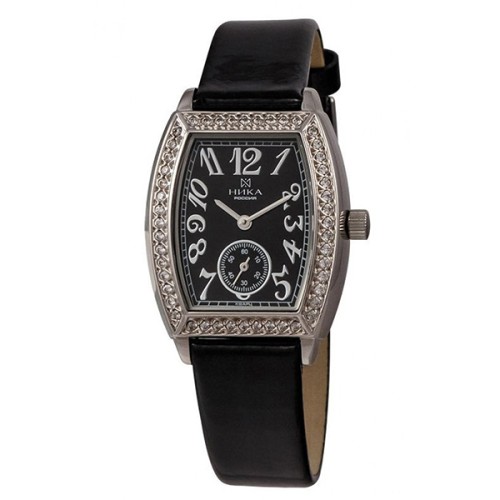 Часы из серебра с фианитом