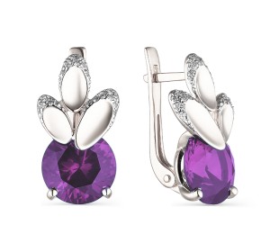 Серебряные cерьги классические с корундом