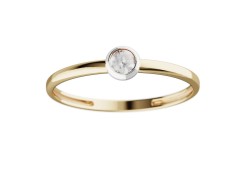 Золотое кольцо с фианитом
