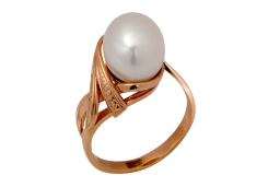 Золотое кольцо с жемчугом