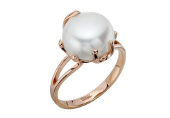 Золотое кольцо с жемчугом