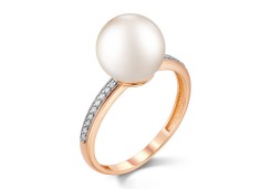 Золотое кольцо с жемчугом